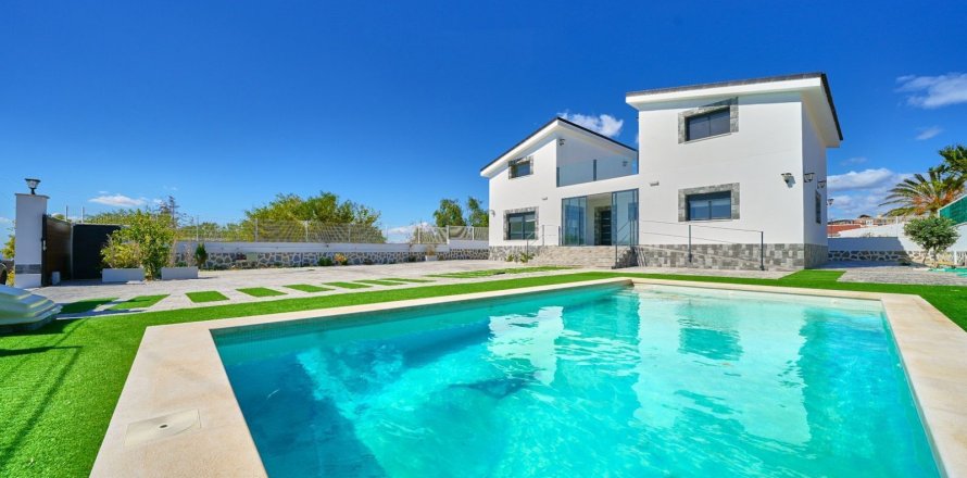 Villa en Busot, Alicante, España 4 dormitorios, 161 m2 No. 193643
