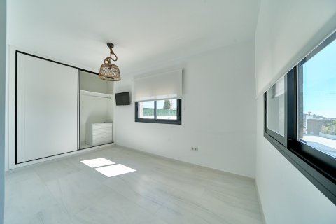 Villa en venta en Busot, Alicante, España 4 dormitorios, 161 m2 No. 193643 - foto 15