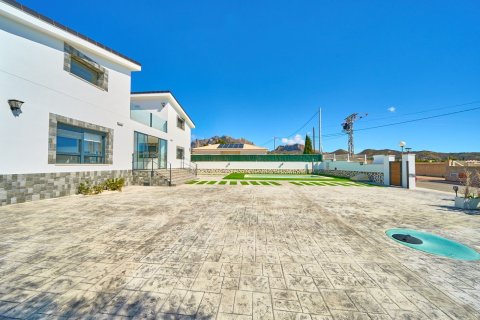 Villa en venta en Busot, Alicante, España 4 dormitorios, 161 m2 No. 193643 - foto 2