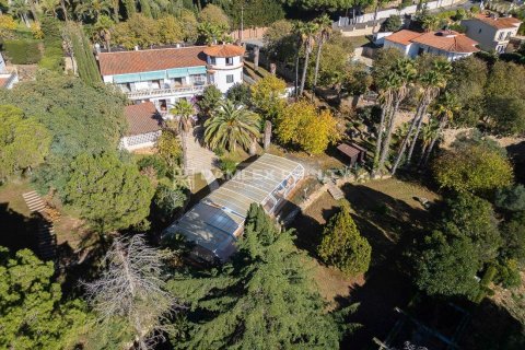Dom w Lloret de Mar, Girona, Hiszpania 6 sypialni, 875 mkw. nr 176796 – zdjęcie 7