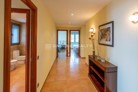 Willa w Tossa de Mar, Girona, Hiszpania 5 sypialni, 545 mkw. nr 176799 – zdjęcie 18