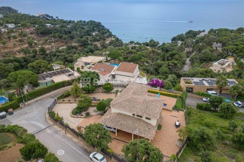 Willa w Tossa de Mar, Girona, Hiszpania 5 sypialni, 545 mkw. nr 176799 – zdjęcie 4