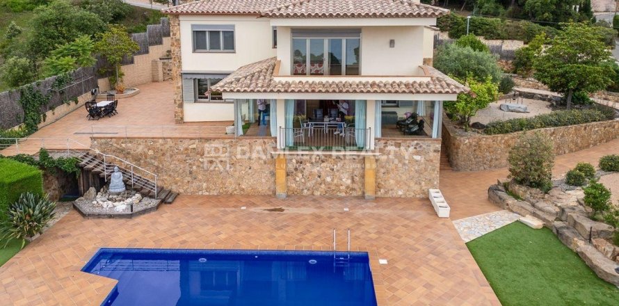 Willa w Tossa de Mar, Girona, Hiszpania 5 sypialni, 545 mkw. nr 176799