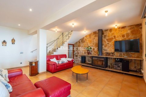 Willa w Tossa de Mar, Girona, Hiszpania 5 sypialni, 545 mkw. nr 176799 – zdjęcie 27