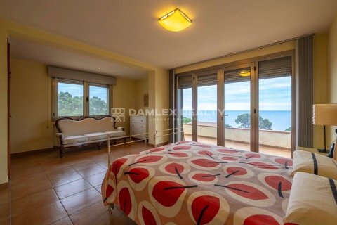 Willa w Tossa de Mar, Girona, Hiszpania 5 sypialni, 545 mkw. nr 176799 – zdjęcie 21