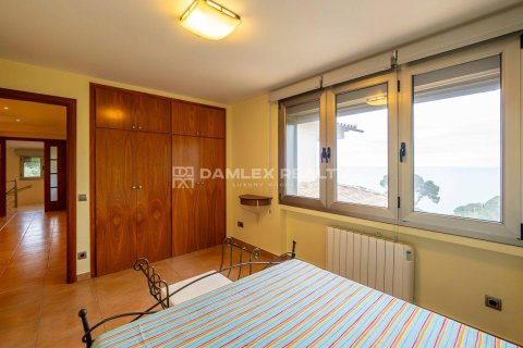Willa w Tossa de Mar, Girona, Hiszpania 5 sypialni, 545 mkw. nr 176799 – zdjęcie 10