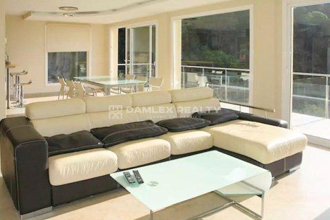 Dom w Lloret de Mar, Girona, Hiszpania 4 sypialnie, 300 mkw. nr 176955 – zdjęcie 5