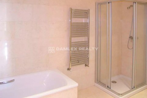 Dom w Lloret de Mar, Girona, Hiszpania 4 sypialnie, 300 mkw. nr 176955 – zdjęcie 13
