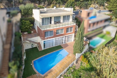 Dom w Lloret de Mar, Girona, Hiszpania 4 sypialnie, 300 mkw. nr 176955 – zdjęcie 2
