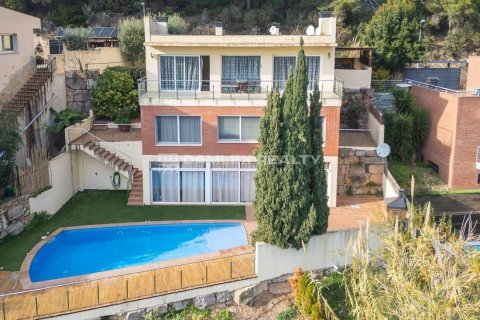 Dom w Lloret de Mar, Girona, Hiszpania 4 sypialnie, 300 mkw. nr 176955