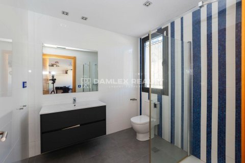 Willa w Lloret de Mar, Girona, Hiszpania 4 sypialnie, 361 mkw. nr 176956 – zdjęcie 27