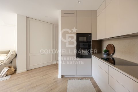 Apartamento en venta en Barcelona, España 3 dormitorios, 124 m2 No. 160444 - foto 4