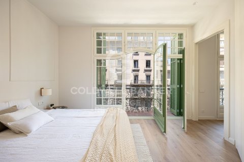Apartamento en venta en Barcelona, España 3 dormitorios, 124 m2 No. 160444 - foto 13