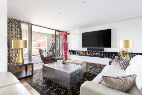 Lägenhet till salu i Barcelona, Spanien 3 sovrum, 322 kvm. Nr. 160439 - foto 6