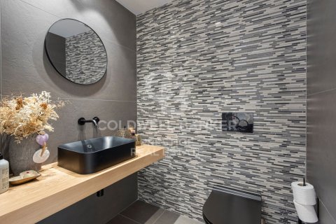 Lägenhet till salu i Barcelona, Spanien 3 sovrum, 322 kvm. Nr. 160439 - foto 18