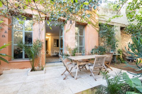 Wohnung zum Verkauf in Barcelona, Spanien 4 Schlafzimmer, 248 m2 Nr. 160442 - Foto 2