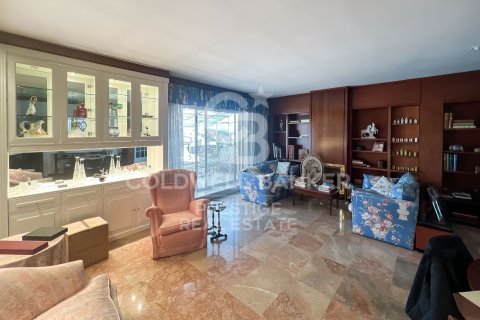 Kattohuoneisto myytävänä Barcelona, Espanja, 4 makuuhuonetta, 233 m2 No. 160445 - kuva 6