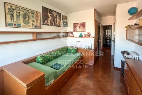 Kattohuoneisto myytävänä Barcelona, Espanja, 4 makuuhuonetta, 233 m2 No. 160445 - kuva 9