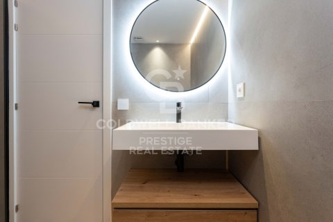 Lägenhet till salu i Barcelona, Spanien 3 sovrum, 162 kvm. Nr. 160440 - foto 21