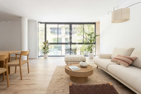 Lägenhet till salu i Barcelona, Spanien 3 sovrum, 162 kvm. Nr. 160440 - foto 2