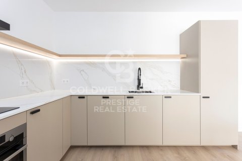 Wohnung zum Verkauf in Barcelona, Spanien 4 Schlafzimmer, 150 m2 Nr. 160441 - Foto 8