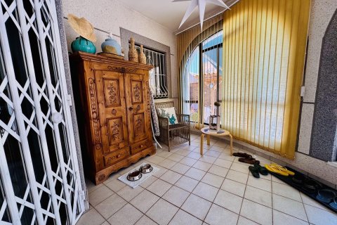 Villa till salu i Torrevieja, Alicante, Spanien 2 sovrum, 135 kvm. Nr. 190103 - foto 13