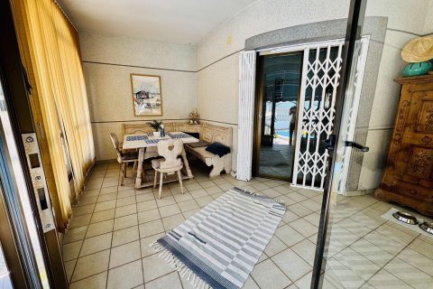 Villa till salu i Torrevieja, Alicante, Spanien 2 sovrum, 135 kvm. Nr. 190103 - foto 11