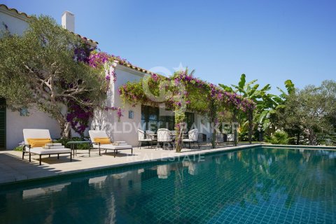 House for sale in Casares, Malaga, Spain 3 bedrooms, 361 sq.m. No. 159039 - photo 2