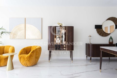 Apartment for sale in Barcelona, Spain 5 bedrooms, 197 sq.m. No. 159040 - photo 13