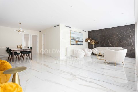 Apartment in Barcelona, Spain 5 bedrooms, 197 sq.m. No. 159040