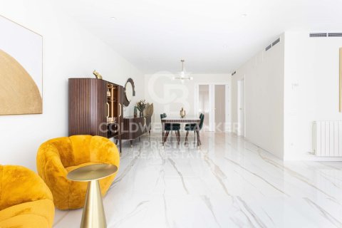 Apartment for sale in Barcelona, Spain 5 bedrooms, 197 sq.m. No. 159040 - photo 6