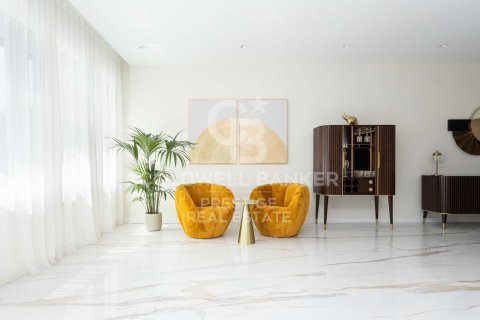 Apartment for sale in Barcelona, Spain 5 bedrooms, 197 sq.m. No. 159040 - photo 5