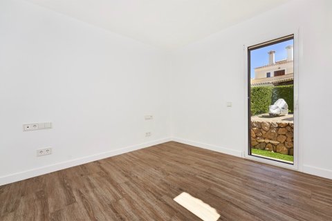 Villa en venta en Santa Ponsa, Mallorca, España 3 dormitorios, 216 m2 No. 148165 - foto 16
