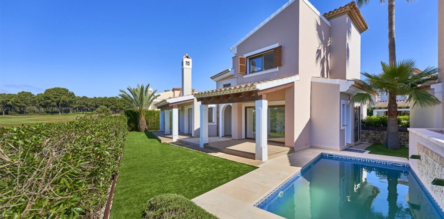 Villa en Santa Ponsa, Mallorca, España 3 dormitorios, 216 m2 No. 148165