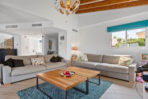 Villa till salu i Santa Ponsa, Mallorca, Spanien 3 sovrum, 152 kvm. Nr. 148164 - foto 4
