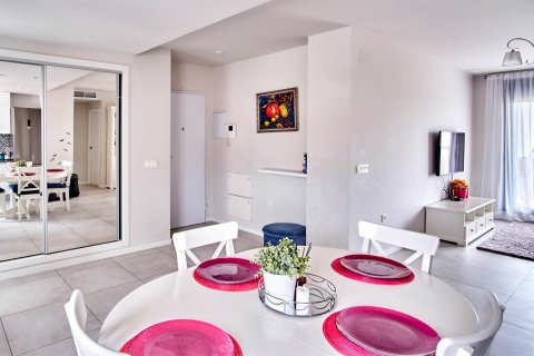 Wohnung zum Verkauf in Alicante, Spanien 2 Schlafzimmer, 85 m2 Nr. 140330 - Foto 6
