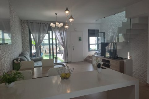 Townhouse zum Verkauf in Alicante, Spanien 3 Schlafzimmer, 197 m2 Nr. 140328 - Foto 5