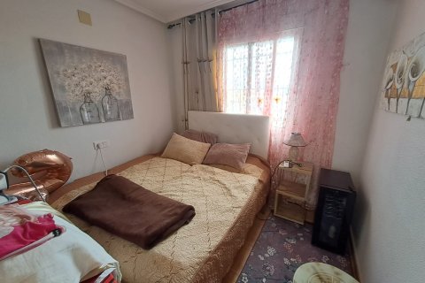 Kaupunkipientalo myytävänä Alicante, Espanja, 3 makuuhuonetta, 85 m2 No. 140329 - kuva 18