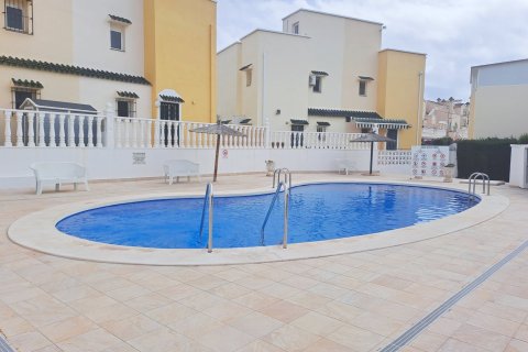 Kaupunkipientalo myytävänä Alicante, Espanja, 3 makuuhuonetta, 85 m2 No. 140329 - kuva 1