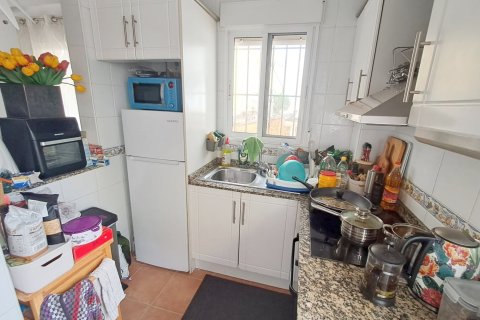 Kaupunkipientalo myytävänä Alicante, Espanja, 3 makuuhuonetta, 85 m2 No. 140329 - kuva 10