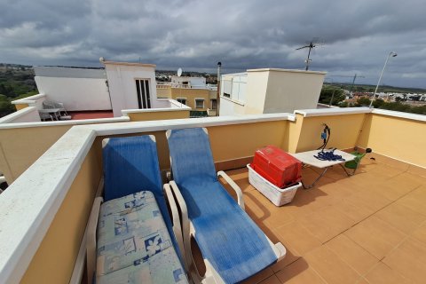 Kaupunkipientalo myytävänä Alicante, Espanja, 3 makuuhuonetta, 85 m2 No. 140329 - kuva 30