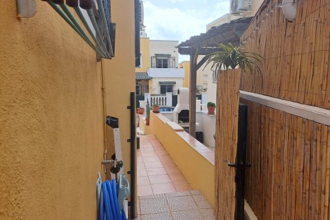 Kaupunkipientalo myytävänä Alicante, Espanja, 3 makuuhuonetta, 85 m2 No. 140329 - kuva 16