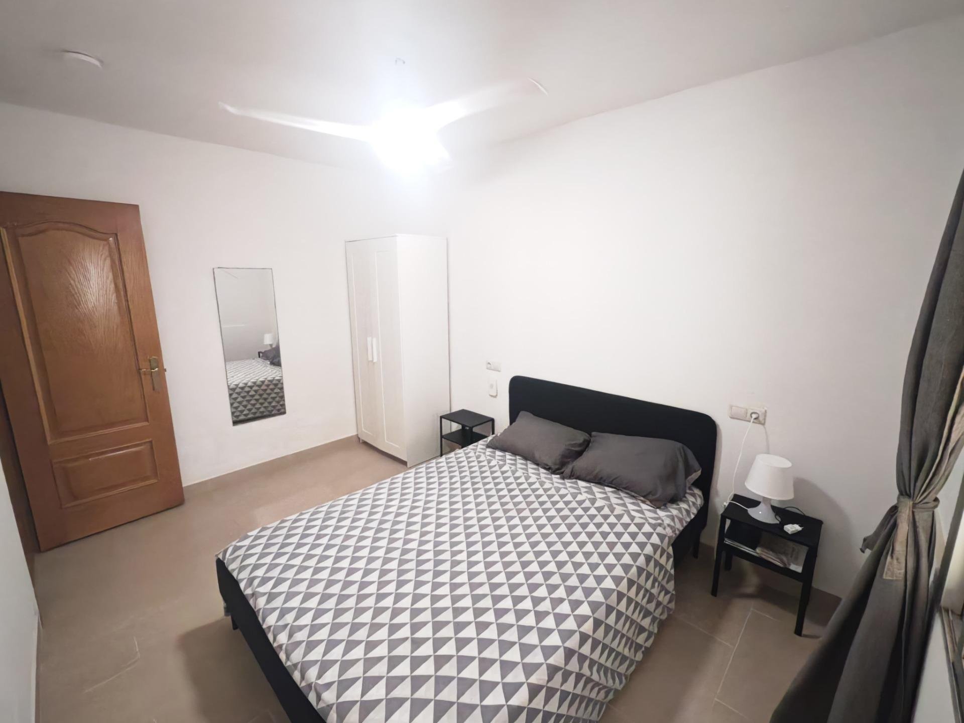 Bungalow in Torrevieja, Alicante, Spain 2 bedrooms, 43 sq.m. No. 184314