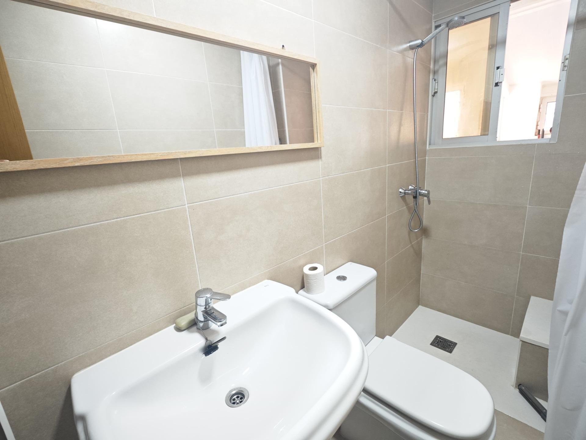 Bungalow in Torrevieja, Alicante, Spain 2 bedrooms, 43 sq.m. No. 184314