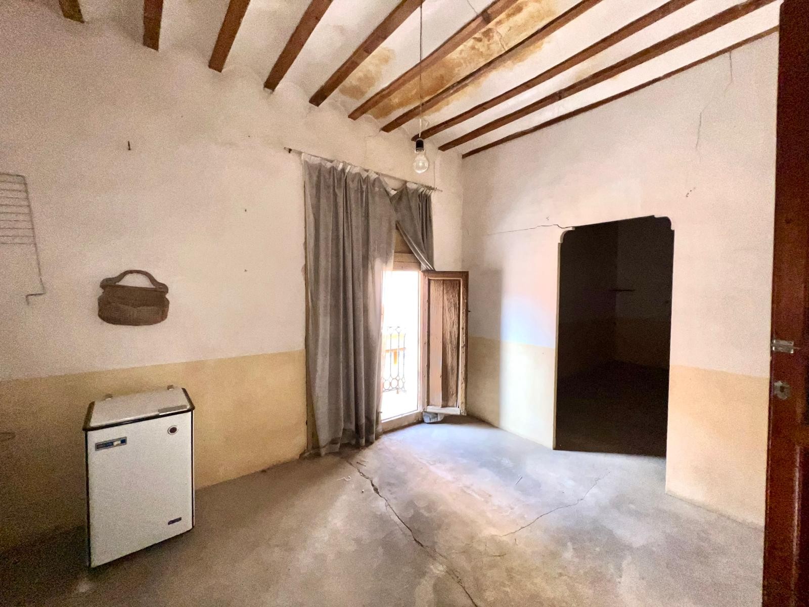Townhouse in Pinoso, Alicante, Spain 8 bedrooms, 380 sq.m. No. 184408