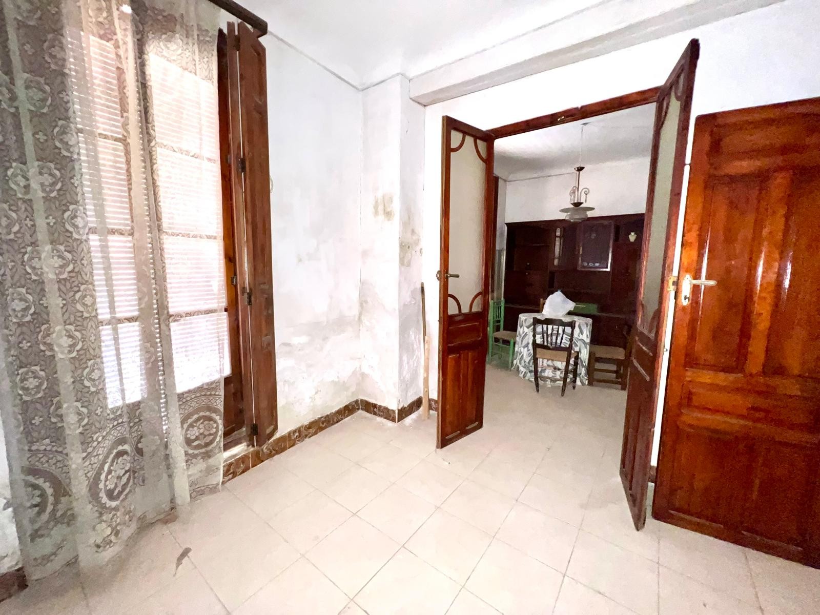 Townhouse in Pinoso, Alicante, Spain 8 bedrooms, 380 sq.m. No. 184408