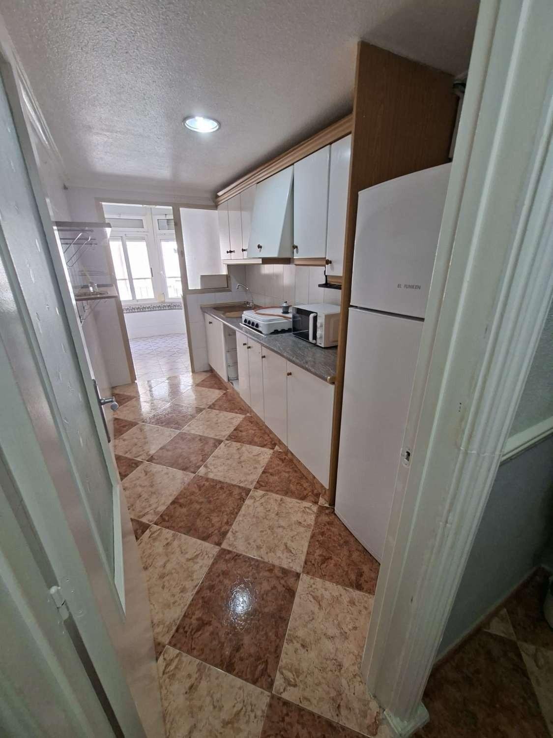 Квартира в Торревьеха, Аликанте, Испания 3 спальни, 91м2 №184315