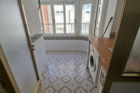 Apartment for sale in Torrevieja, Alicante, Spain 3 bedrooms, 91 sq.m. No. 184315 - photo 19