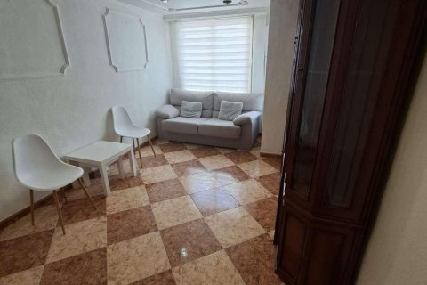 Apartment for sale in Torrevieja, Alicante, Spain 3 bedrooms, 91 sq.m. No. 184315 - photo 17