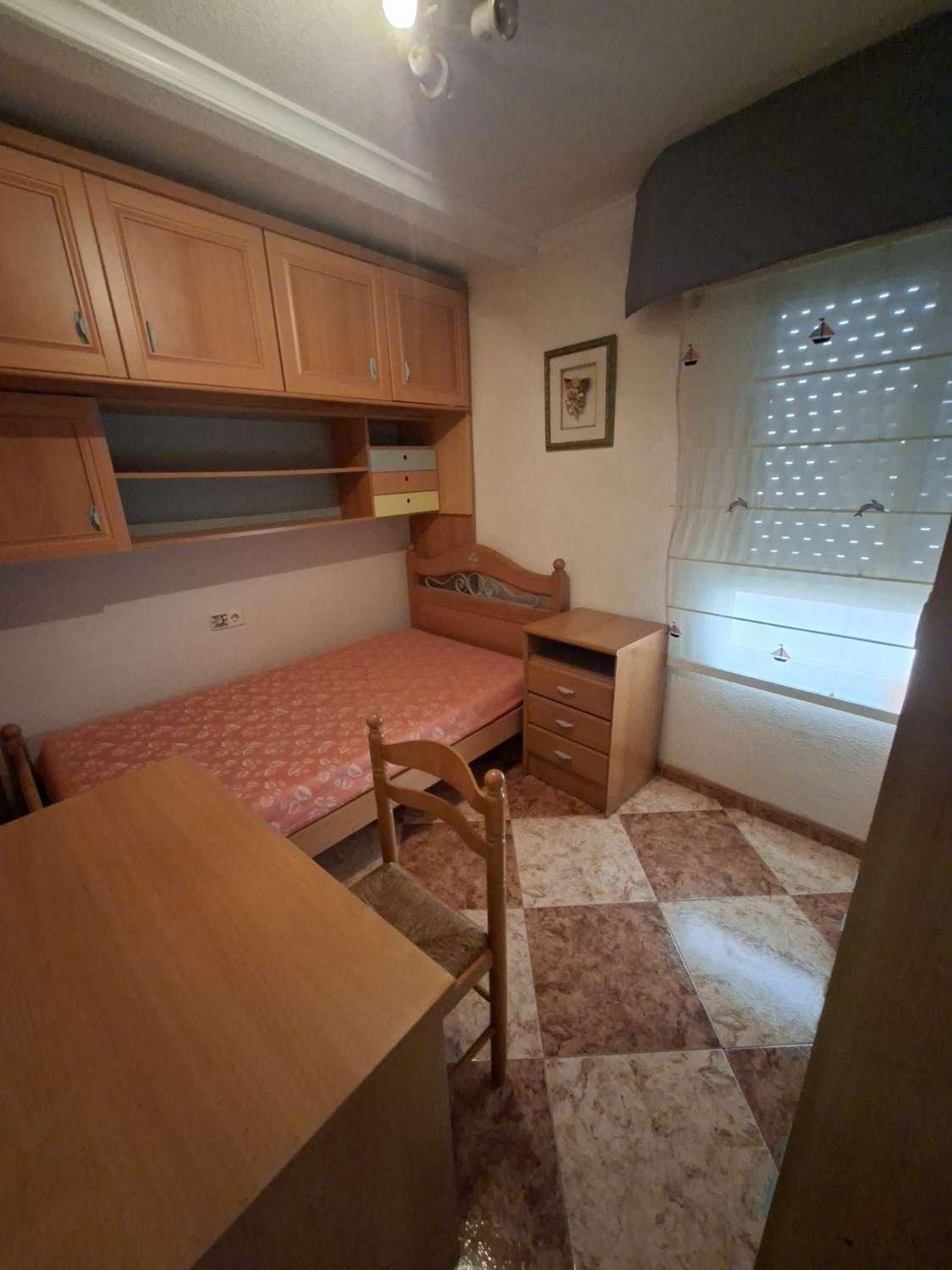 Квартира в Торревьеха, Аликанте, Испания 3 спальни, 91м2 №184315